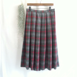 ウールのソフトプリーツスカート　⑥　タータンチェック　グレイ・あか・グリーン・イエロー・ブラック 1枚目の画像