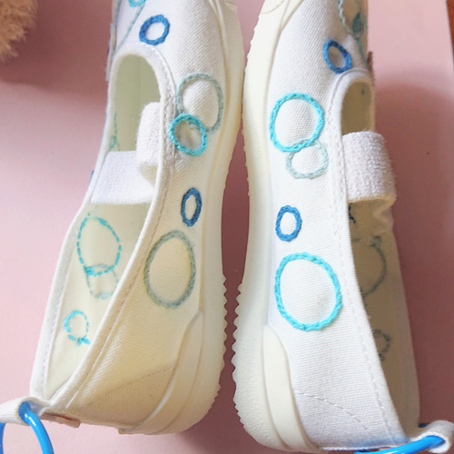 オーダー可能☆上履き(上靴) 刺繍 手縫いデコレーション☆FISH