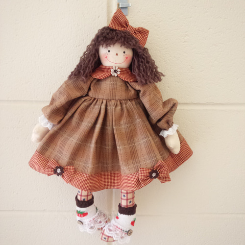 カントリードール♡ハンドメイド♡お人形♡ブラウン♡ カントリードール 手作り人形 ハンドメイドドール - メルカリ