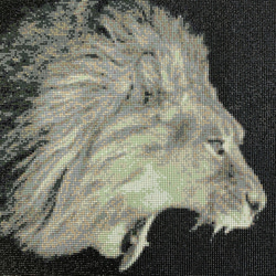 ダイヤモンド　ビーズ　アート　モノクロ　ライオン　完成品 1枚目の画像