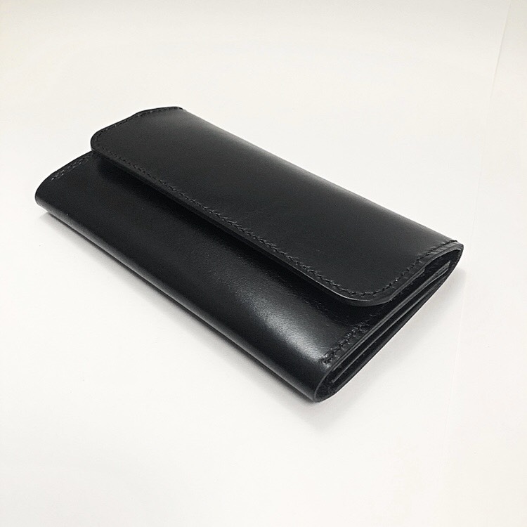【送料無料】【薄くても容量と使い勝手は損ないたくない】スリムギャルソンウォレット ルガトー(黒)