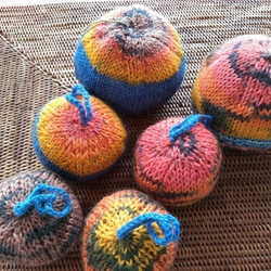 opal毛糸手編み　オーナメントボール６個セット 3枚目の画像
