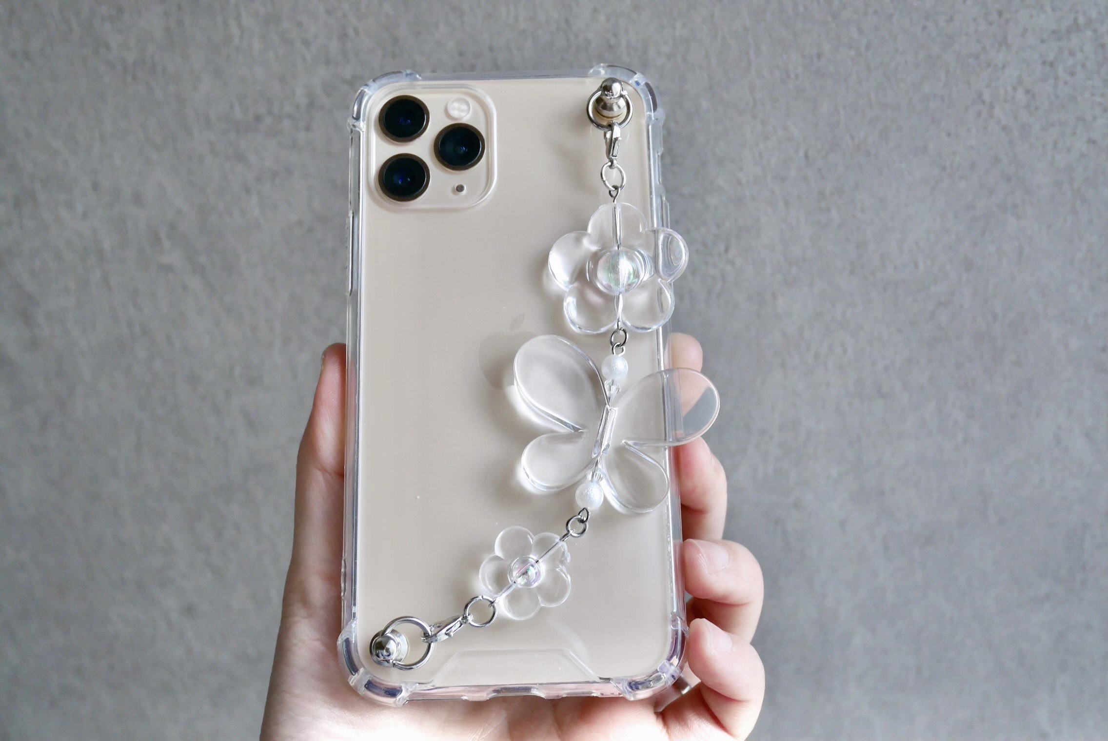 クリアフラワー×バタフライのキーリングハンガー スマホケース