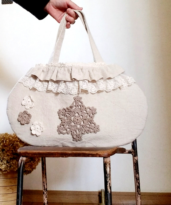 まんまるグラニーバッグ。レースとフリル*手編みドイリー