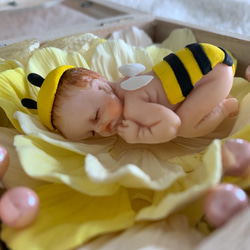 クレイベイビーBOX　ミツバチ　粘土で作ったかわいい赤ちゃん 3枚目の画像