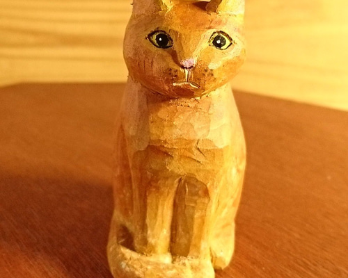 木彫りの猫 玉乗り猫 39cm