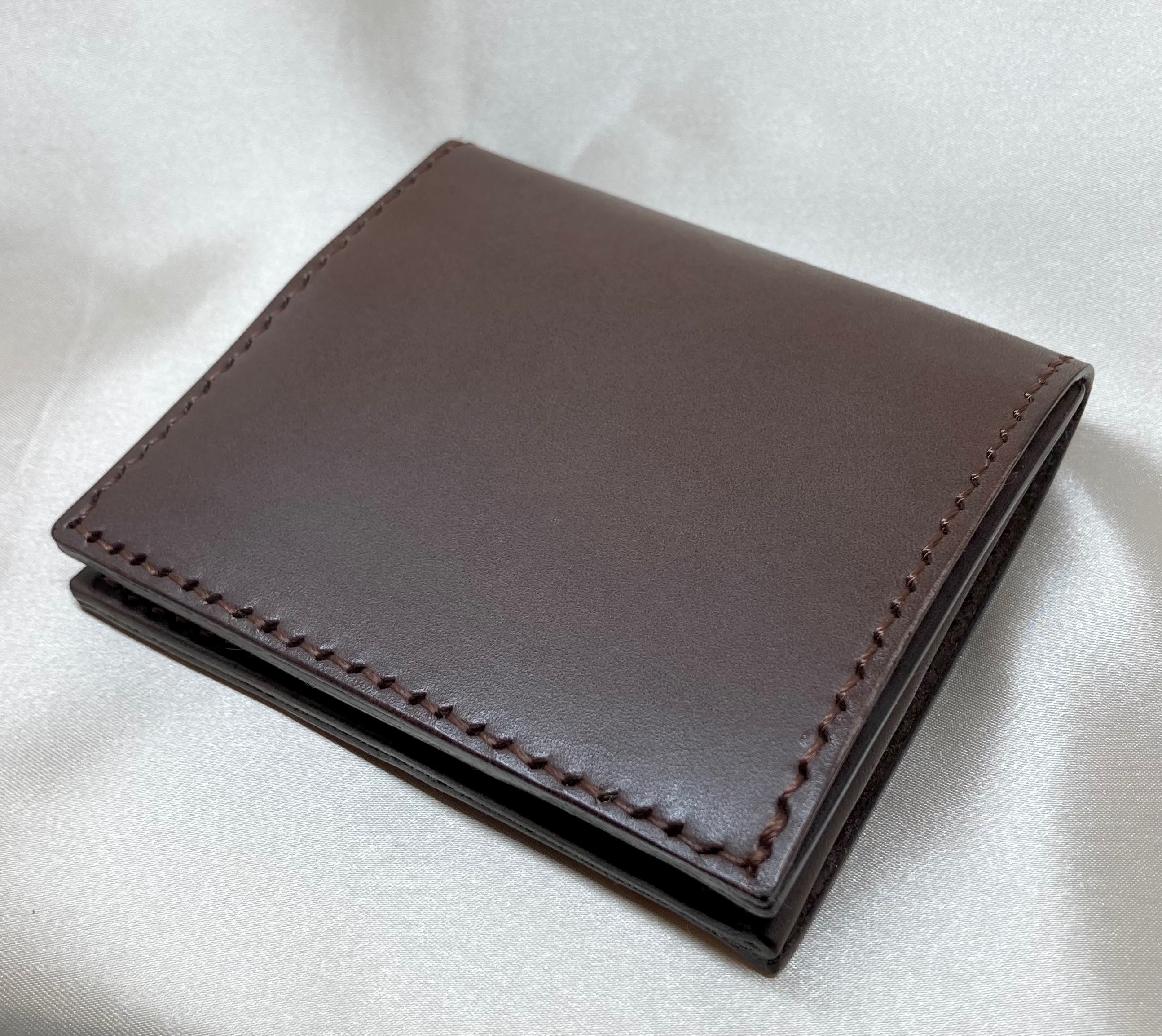 送料無料 手縫い財布 国産ヌメ革 ミニマリスト キャッシュレス 上品な財布