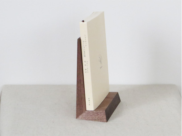 book stand 1枚目の画像