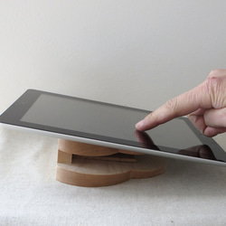 iPad stand / rack｜for all tablets（他社製可） 3枚目の画像