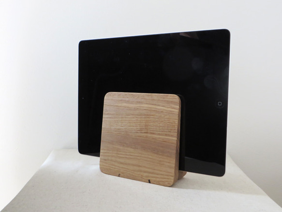 tablet stand / rack L｜ipad & others（他社製も可） 1枚目の画像