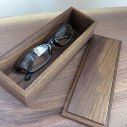 box for glasses｜walnutメガネケース 1枚目の画像
