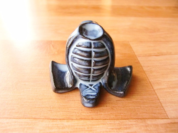 剣道のメン箸置き（青萩色） 2枚目の画像