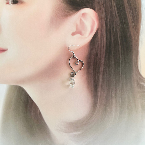 冬いちご クリア ハート チャーム ピアス ハンドメイド イヤリング 