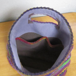 冬のあったかグラデーションニットバッグ（紫） 3枚目の画像