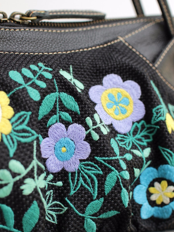 小花刺繍・ハンドバッグ 3枚目の画像