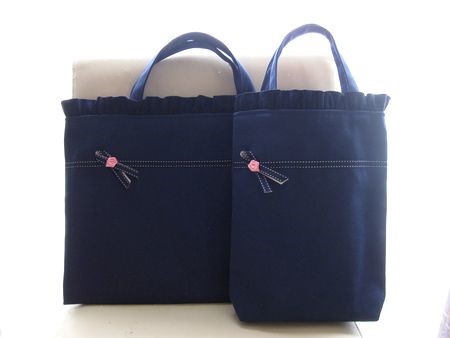 通学通園2点セット　フリル付紺×ミニバラリボン