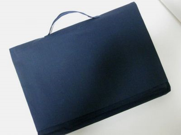 防災ずきんカバー背面タイプ　紺×ピンクリボンレース 2枚目の画像