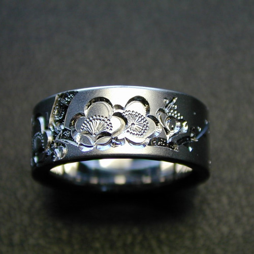 中国民国期　角彫　親指リング　斑指　泰昌在銘　竹梅　回字文　手彫　内銀　約17g 中国民国期 角彫 親指リング 斑指 泰昌在銘 竹梅 回字文 手彫 内銀 約