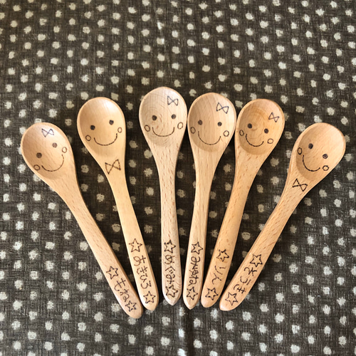 オーダーページ確認❤️ハンドメイドスプーン　ウッドバーニング　名入れ　ニコちゃん ウッドバーニング☆名入れスプーン カトラリー kiccachun10 通販