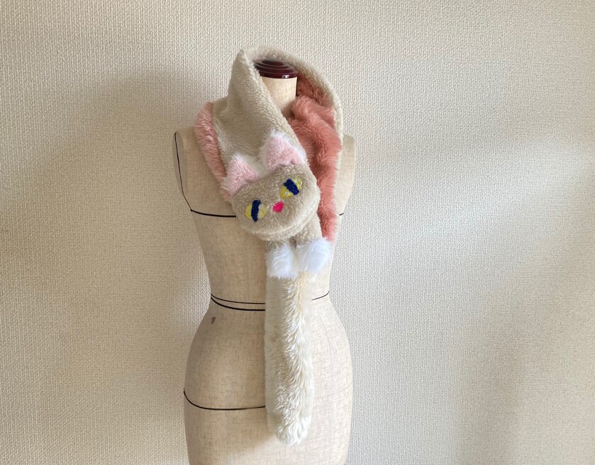【もさもさ猫ちゃんのえり巻き】