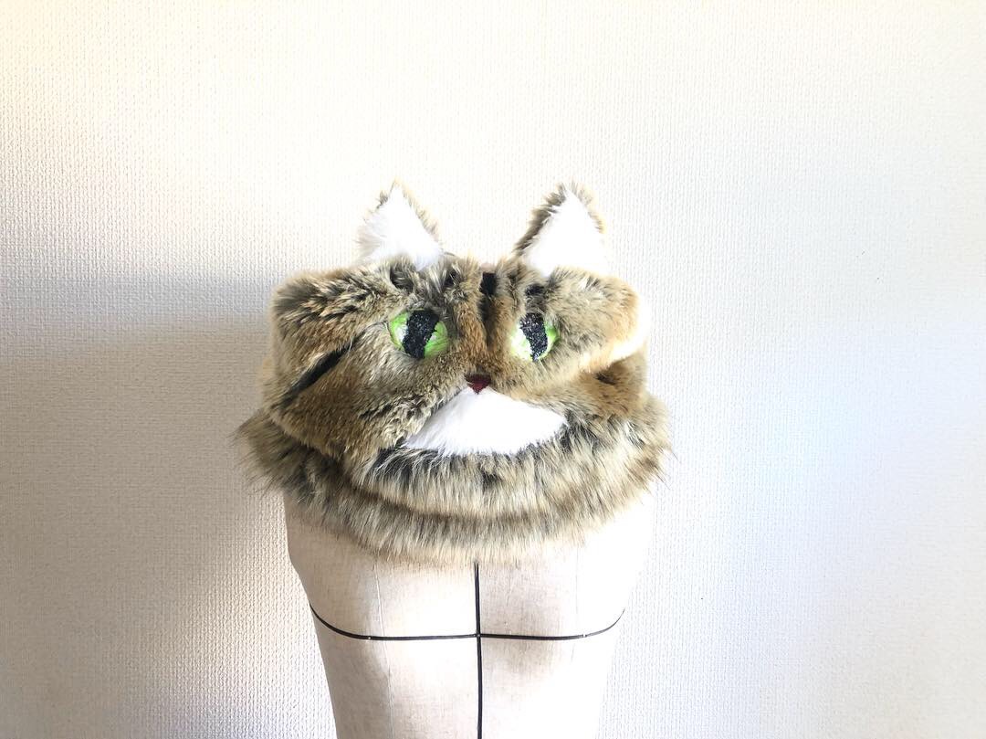 【あにーちゃん家のぶーちゃんと一緒にお出かけスヌード（オーダー可）】