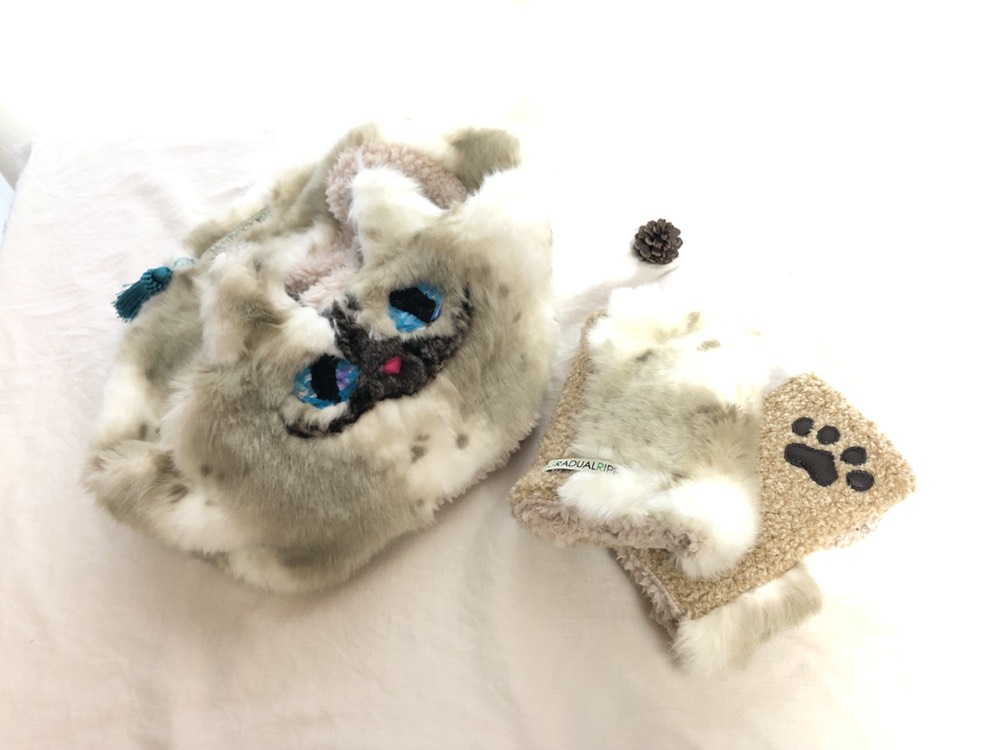 【オーダー】猫ちゃんスヌードとおててハンドウォーマー（肉球付き）