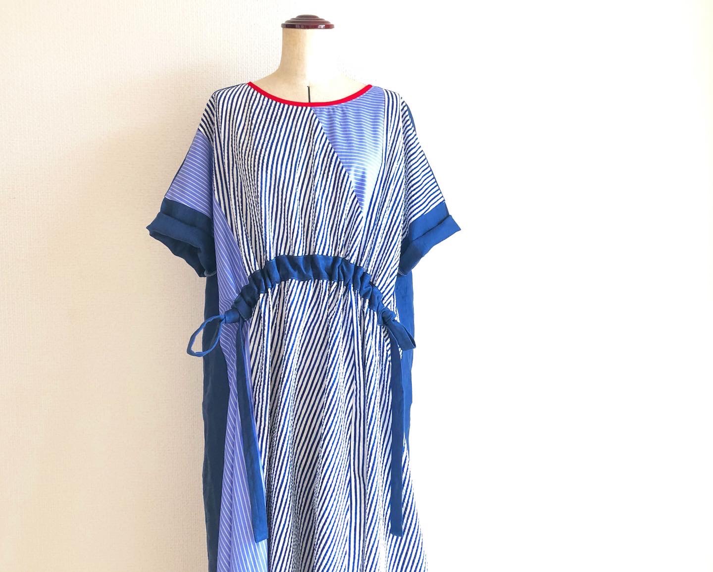 Creema限定【手描き風ストライプ×フレンチリネン無地のデザインワンピース】