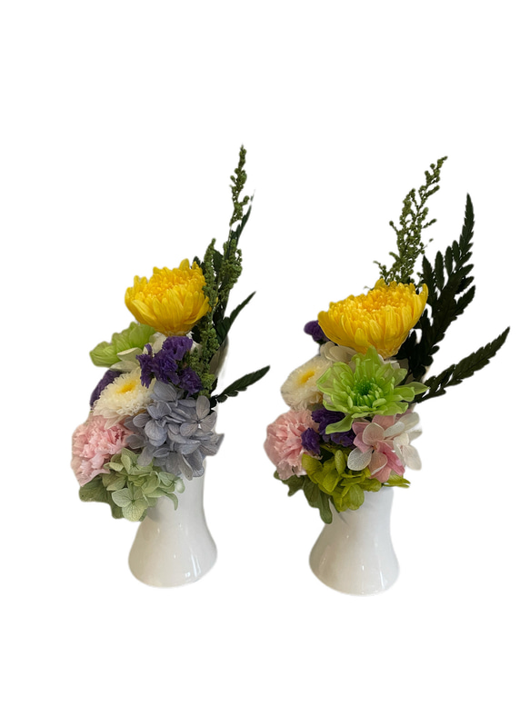プリザーブドフラワー仏花一対　コンパクトサイズ花器一体型23cm 4枚目の画像