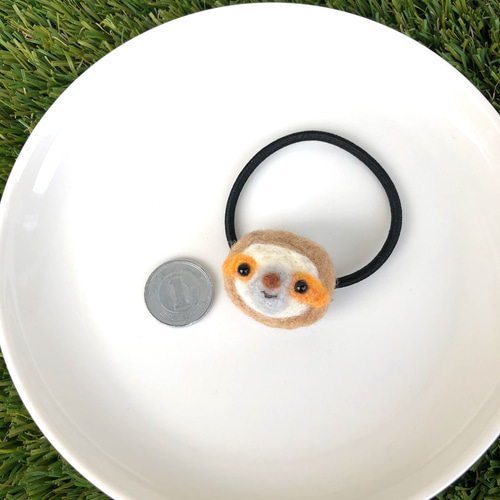 ナマケモノのヘアゴム ヘアゴム きなこぷりん 通販 12860127｜Creema  