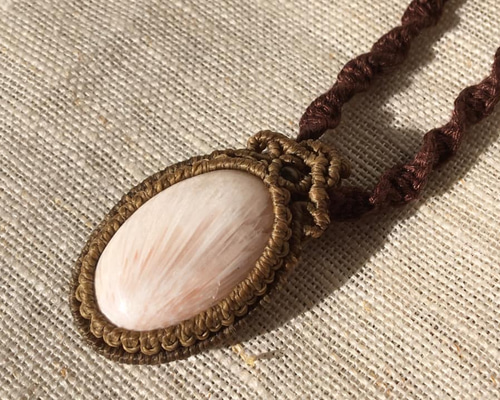 オレンジスコレサイト・マクラメヘンプネックレス ネックレス