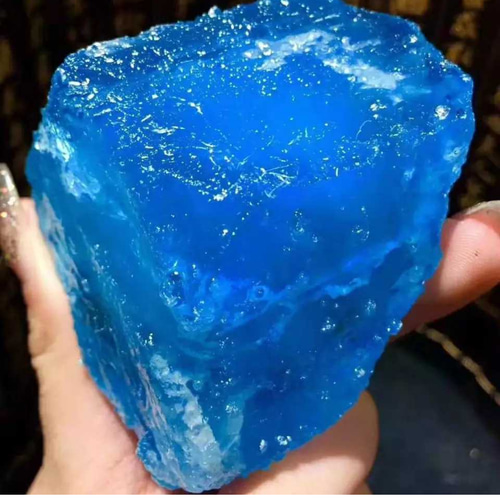 蝕像アクアマリン・バー7原石/巨大結晶/鉱物標本/虹入り アクアマリン(エッチド(蝕像)) Shigar Valley, Gilgit-Baltistan