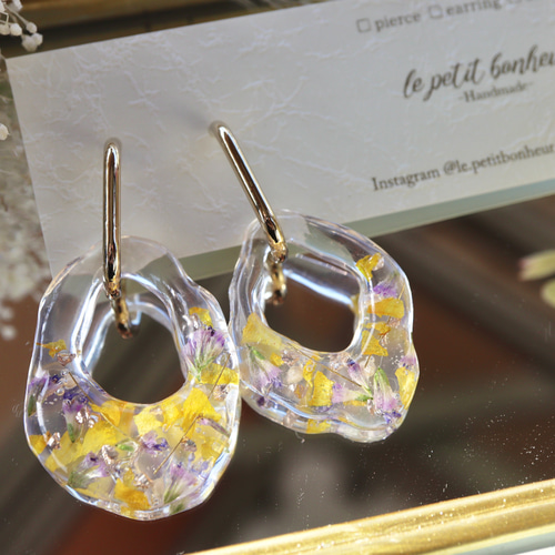 no.021 ハンドメイド レジン ピアス イヤリング ハンドメイド】レジンピアス ピンク | hs-Store