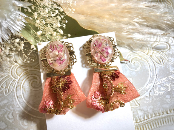 レジンアクセサリー】ハンドメイドアクセサリー/ピアス/イヤリング  