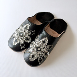 免費送貨，直到11/6優雅拖鞋蕾哈娜黑色（僅在日本）☆☆SALE手工縫製的刺繡 第4張的照片