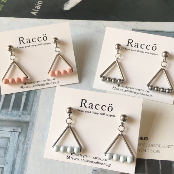 《値下げしました》triangle pierce (イエロー、他全7色) ステンレスピアス 4枚目の画像