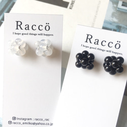 2way flower motif pierce(ブラック、ホワイト) ステンレスピアス 4枚目の画像