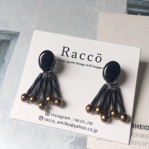 2way fringe pierce 秋色カラー(オニキス+ブロンズ) ステンレスピアス 2枚目の画像