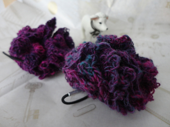 手紡ぎ糸のコサージュ 1枚目の画像