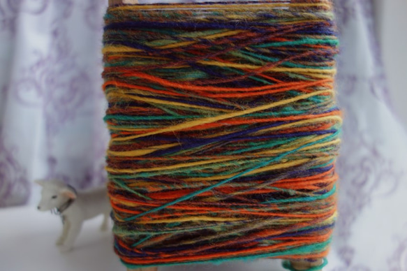 手紡ぎグラデーションヤーン　編み魔女さんオーダー品 1枚目の画像