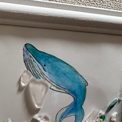 シーグラスアート クジラ 2枚目の画像