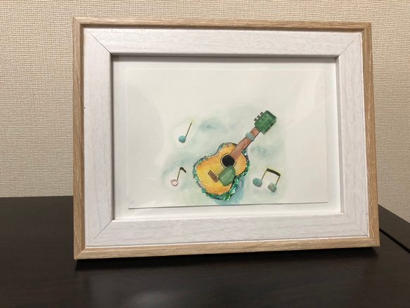 天然石 シーグラスアート ギター 2枚目の画像