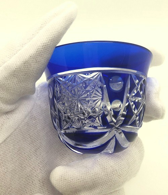 ぐいのみ・格子に菊と麻 しかし