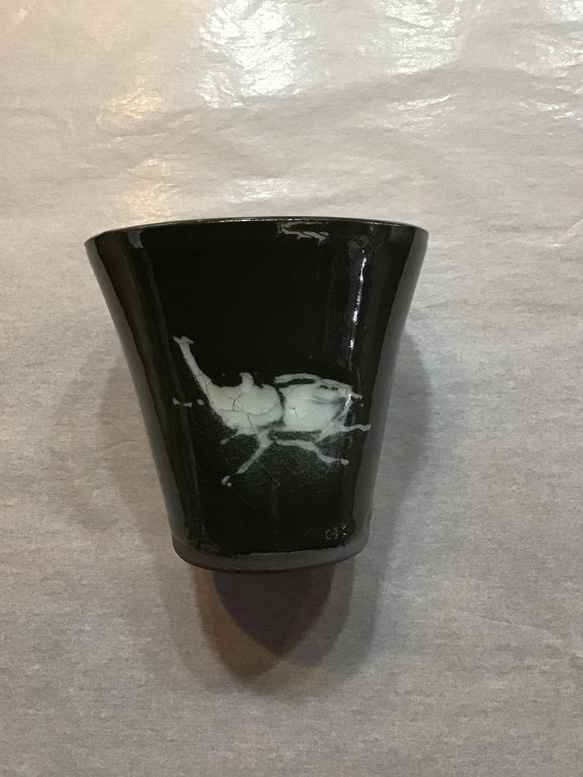 黒高田象嵌フリーカップ(カブトムシ) 1枚目の画像