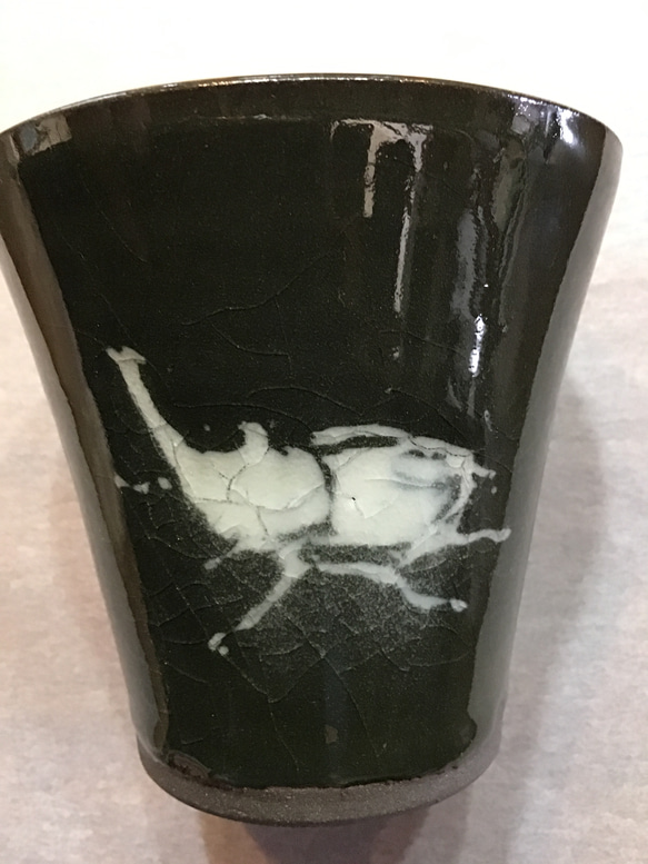 黒高田象嵌フリーカップ(カブトムシ) 3枚目の画像