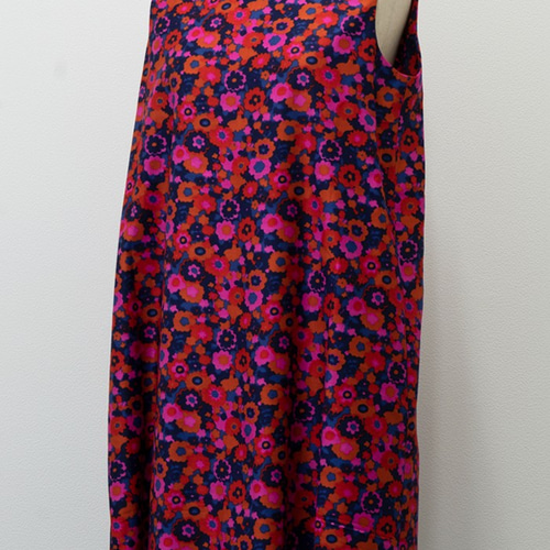 ♥♥ 発色の美しいイタリア製コットン生地使用 花柄ワンピース  