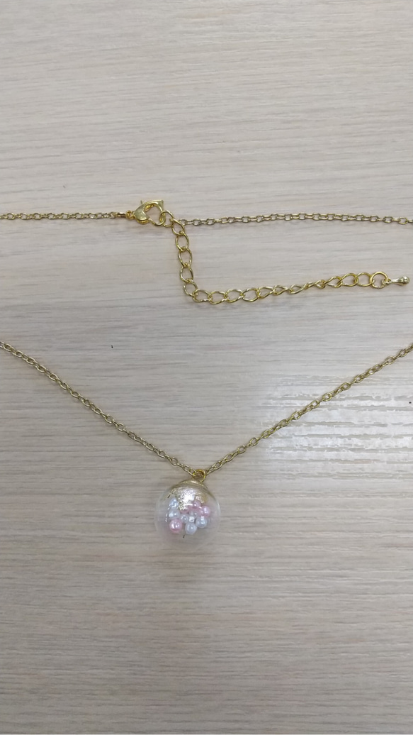 レジンヘアゴム　ステンドグラス　ピンク　金箔　ゴールド　お花 レジンヘアゴム ステンドグラス ピンク 金箔 ゴールド お花 レジン