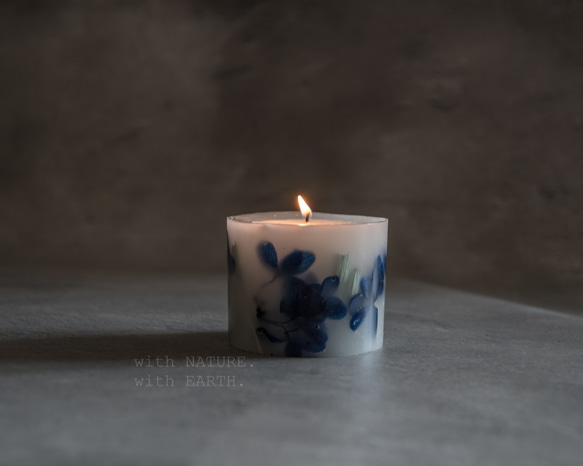 「Indigo」 Botanical scented candle 1枚目の画像