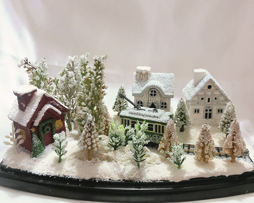 風景ジオラマ 雪の中を走る電車 立体・オブジェ HANAMARU雑貨 風景ジオラマ 雪の中を走る電車 立体・オブジェ HANAMARU雑貨