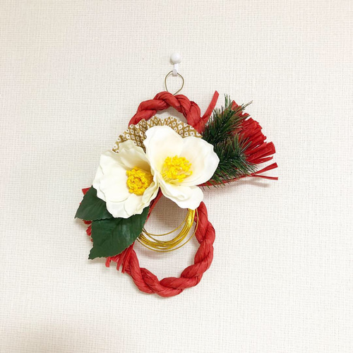 白椿の花しめ縄（八の字型） お正月飾りお正月リース しめ縄・しめ飾り