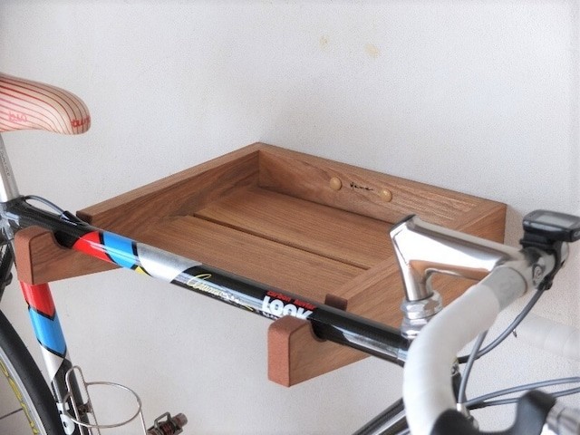 くるみの木の自転車掛け　サイクルラック/自転車ラック/ロードバイク/自転車/木製/新生活